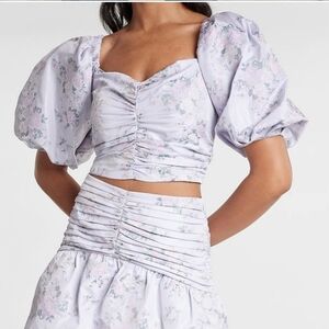 Express Floral Puff Sleeve Ruched Cropped Top. Size Medium.